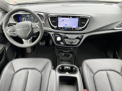2026 Chrysler Pacifica AWD Minivan for sale #227200A - photo 2