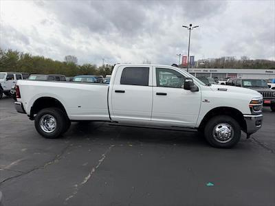 New 2026 Ram 3500 Tradesman Crew Cab for sale #13996 - photo 2