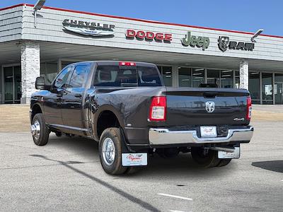 2024 Ram 3500 Crew Cab DRW 4x4, Pickup for sale #R240419 - photo 2