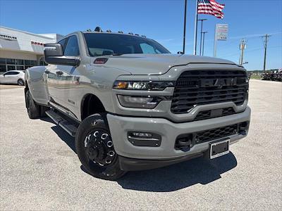 New 2026 Ram 3500 Lone Star Crew Cab 4x4 DRW Pickup for sale #S260052 - photo 1