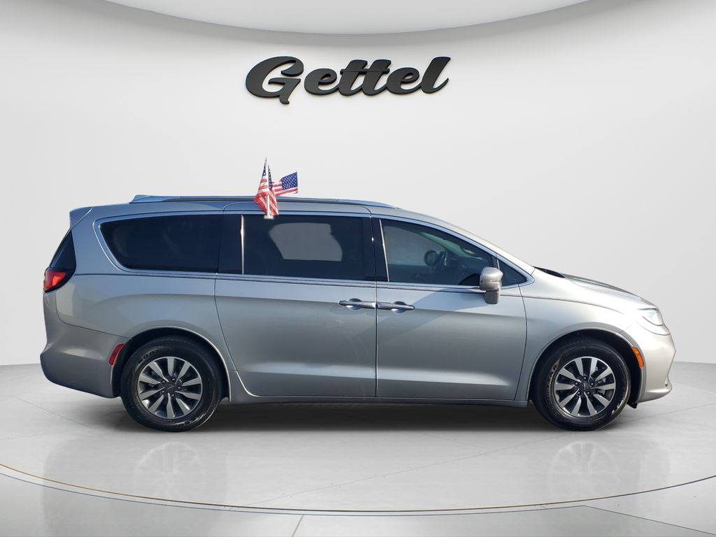 Used 2021 Chrysler Pacifica - photo 6