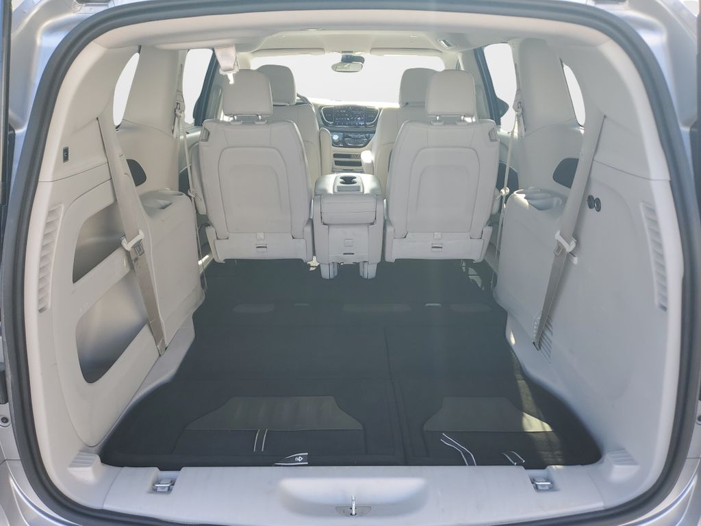 Used 2021 Chrysler Pacifica - photo 7