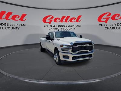 New 2025 Ram 3500 Tradesman Crew Cab DRW Pickup for sale #C514950 - photo 2
