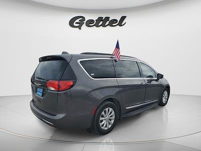 Used 2017 Chrysler Pacifica - photo 1