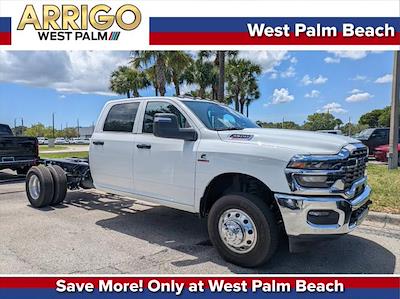 New 2025 Ram 3500 Tradesman Crew Cab 4x4 60 CA Cab Chassis for sale #G521970 - photo 1