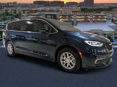 2025 Chrysler Pacifica FWD Minivan for sale #8578671C - photo 1