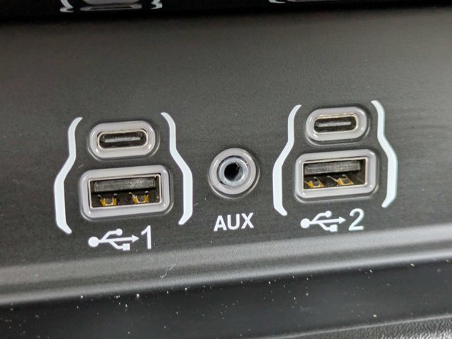 Used 2025 Ram 2500 - photo 25