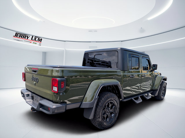Used 2023 Jeep Gladiator - photo 2