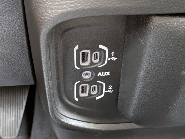 Used 2022 Ram 2500 - photo 5