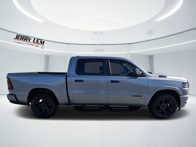 Used 2025 Ram 1500 - photo 16