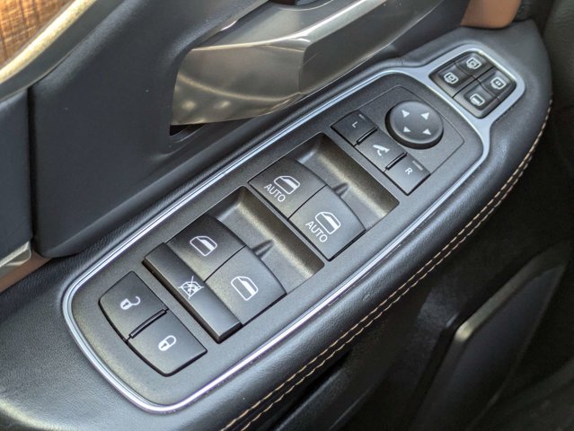 Used 2023 Ram 3500 - photo 26