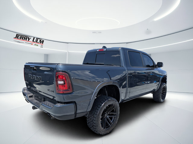 Used 2026 Ram 1500 - photo 2