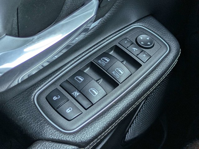 Used 2024 Ram 1500 - photo 25