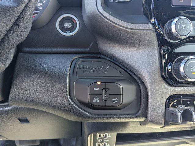 New 2026 Ram 3500 - photo 17