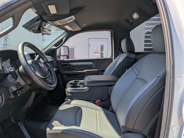 New 2026 Ram 3500 - photo 17
