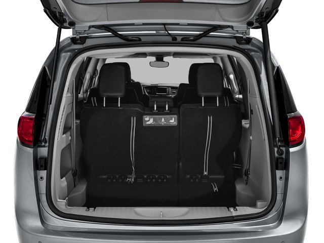 Used 2017 Chrysler Pacifica Minivan - photo 15