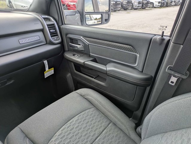 New 2026 Ram 3500 - photo 19