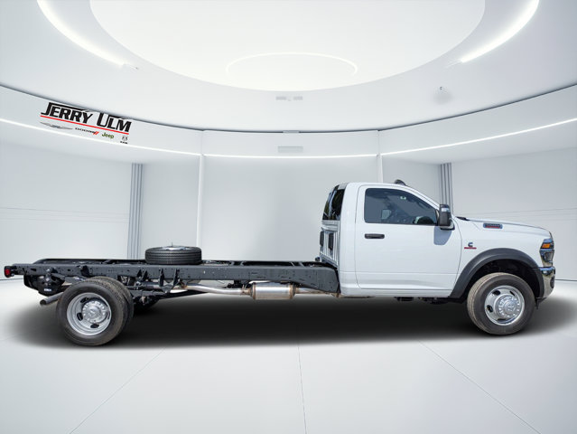 New 2026 Ram 5500 - photo 2