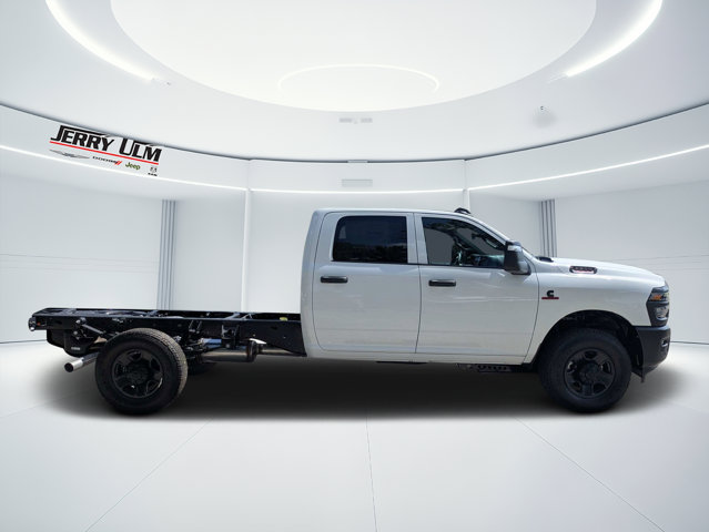 New 2026 Ram 3500 - photo 2
