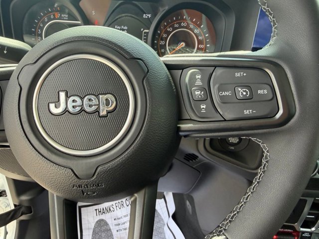 Used 2025 Jeep Gladiator - photo 21