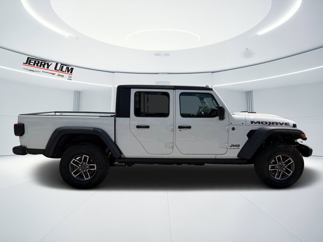 Used 2025 Jeep Gladiator - photo 10