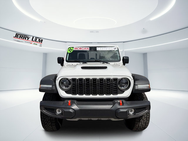 Used 2025 Jeep Gladiator - photo 11