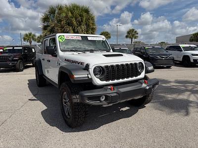 Used 2025 Jeep Gladiator - photo 1