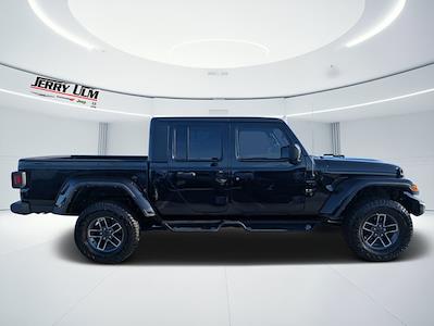 2021 Jeep Gladiator Crew Cab 4WD Pickup for sale #L191129A - photo 2