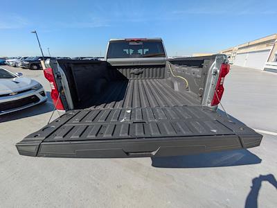 Used 2025 Chevrolet Silverado 2500 - photo 1