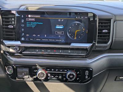 Used 2025 Chevrolet Silverado 2500 - photo 1