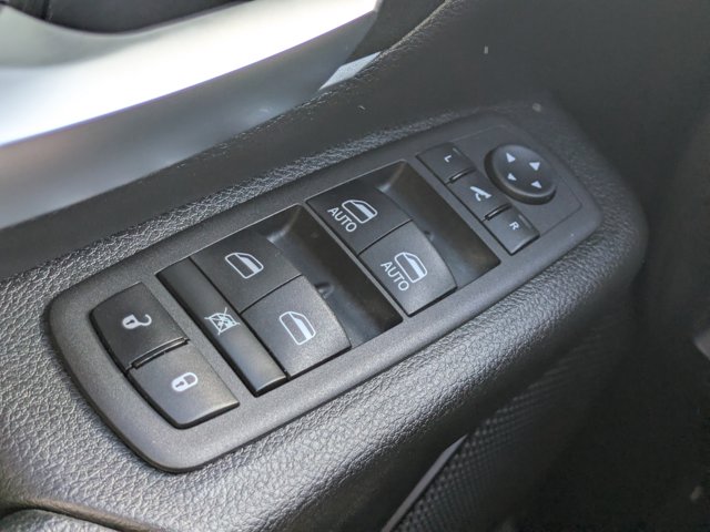 Used 2023 Ram 1500 - photo 21
