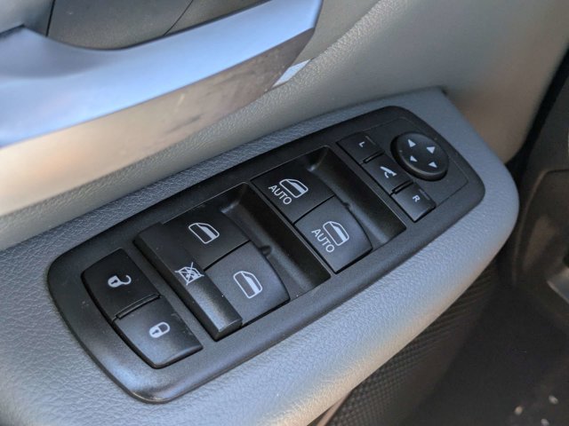 Used 2023 Ram 1500 - photo 28