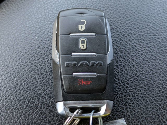 Used 2023 Ram 1500 - photo 10