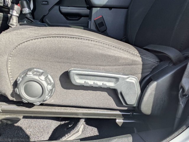 Used 2020 Jeep Gladiator - photo 2