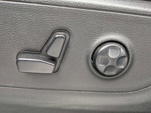 Used 2020 Ram 1500 - photo 2