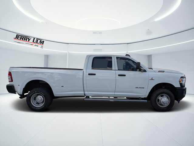 Used 2022 Ram 3500 - photo 2