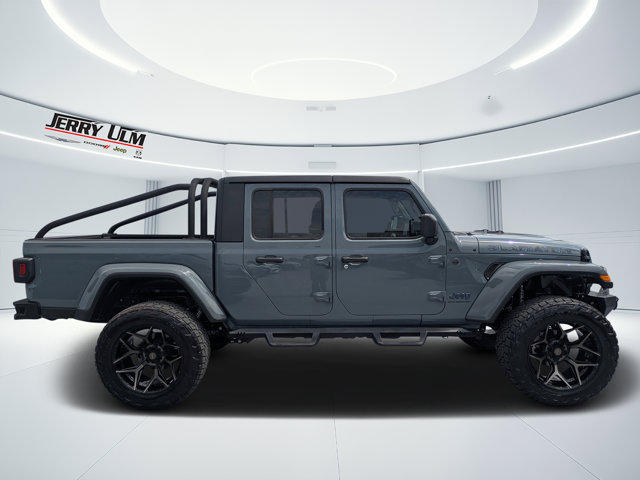 Used 2024 Jeep Gladiator - photo 5
