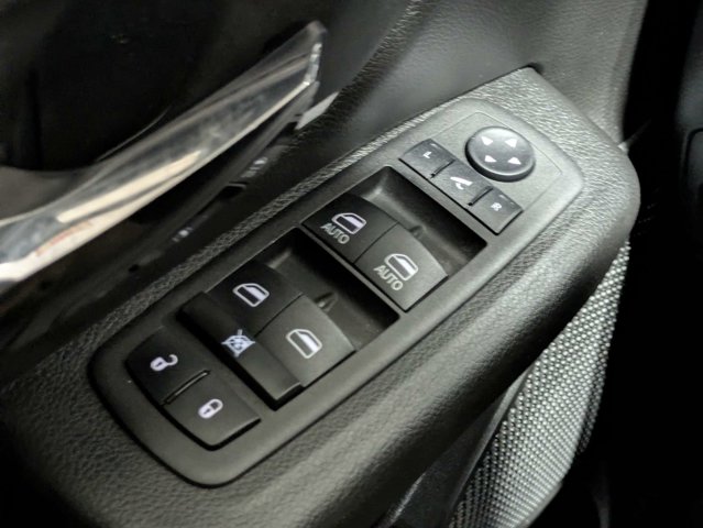 Used 2024 Ram 1500 - photo 25