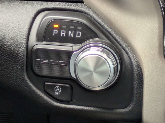 Used 2022 Ram 1500 - photo 1