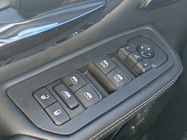Used 2026 Ram 1500 - photo 22