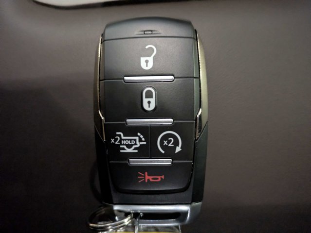 Used 2025 Ram 3500 - photo 29