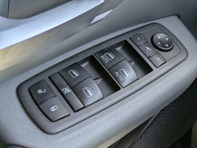 Used 2021 Ram 1500 - photo 25