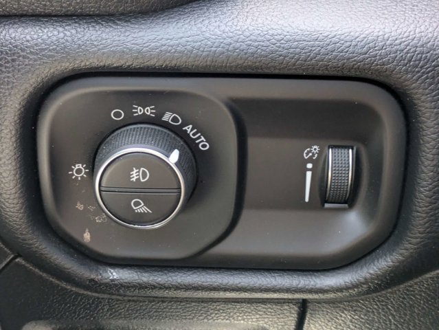 Used 2021 Ram 1500 - photo 26