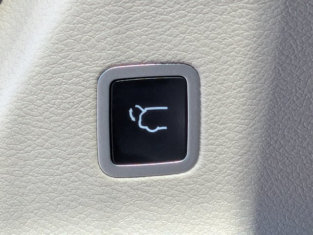 Used 2024 Chrysler Pacifica - photo 26