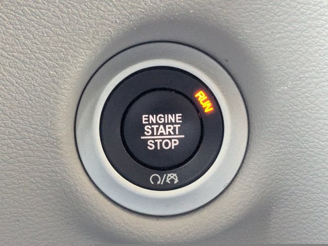 Used 2024 Chrysler Pacifica - photo 14