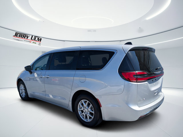 Used 2024 Chrysler Pacifica - photo 18