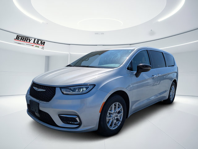 Used 2024 Chrysler Pacifica - photo 20