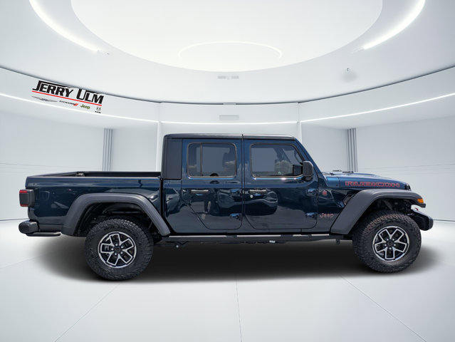 Used 2025 Jeep Gladiator - photo 5