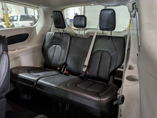 Used 2023 Chrysler Pacifica - photo 17