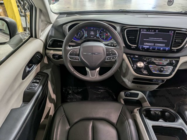 Used 2023 Chrysler Pacifica - photo 20